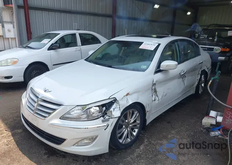 2013 Hyundai Genesis 3.8 из США, поврежденный, VIN KMHGC4DDXDU237728